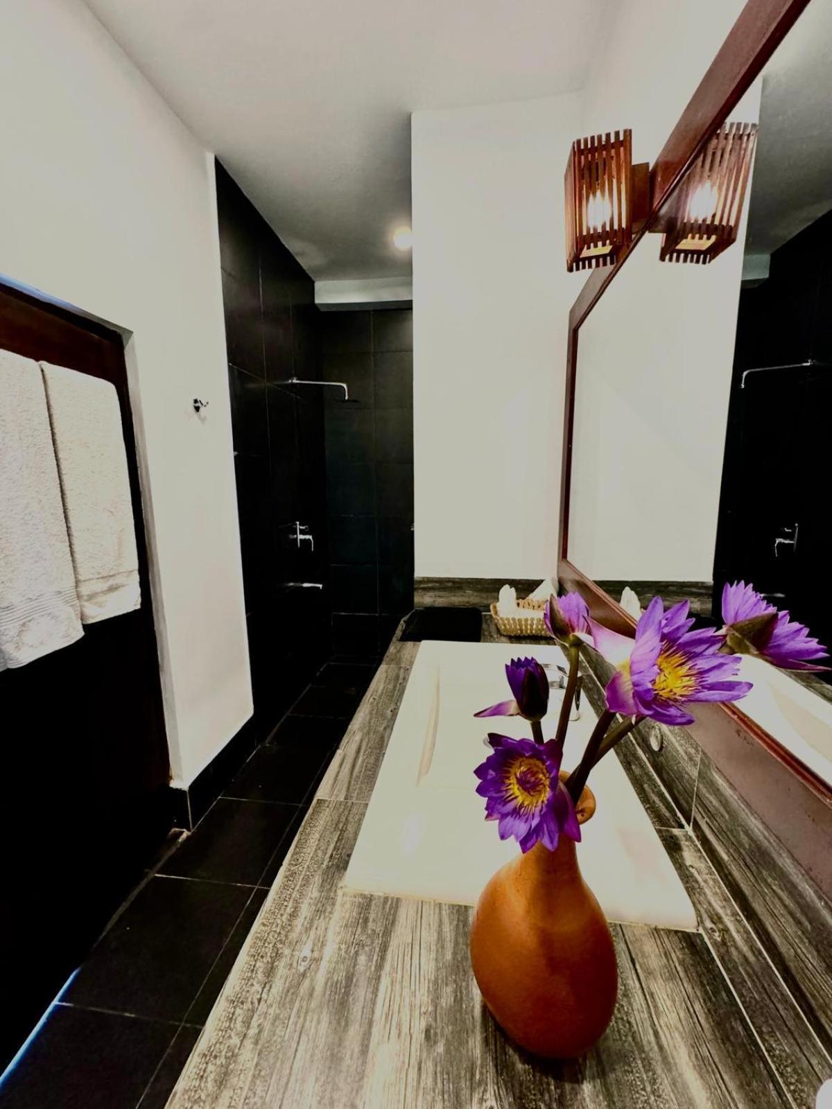 Sundaras Infinity Jungle Resort Dambulla Exterior foto